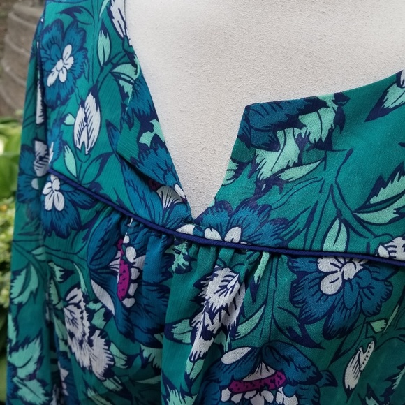 Old Navy Light Sheer Floral Blouse, Smocked Trims - Picture 5 of 8